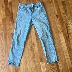 American Eagle Jeans. Size 4. Straight leg